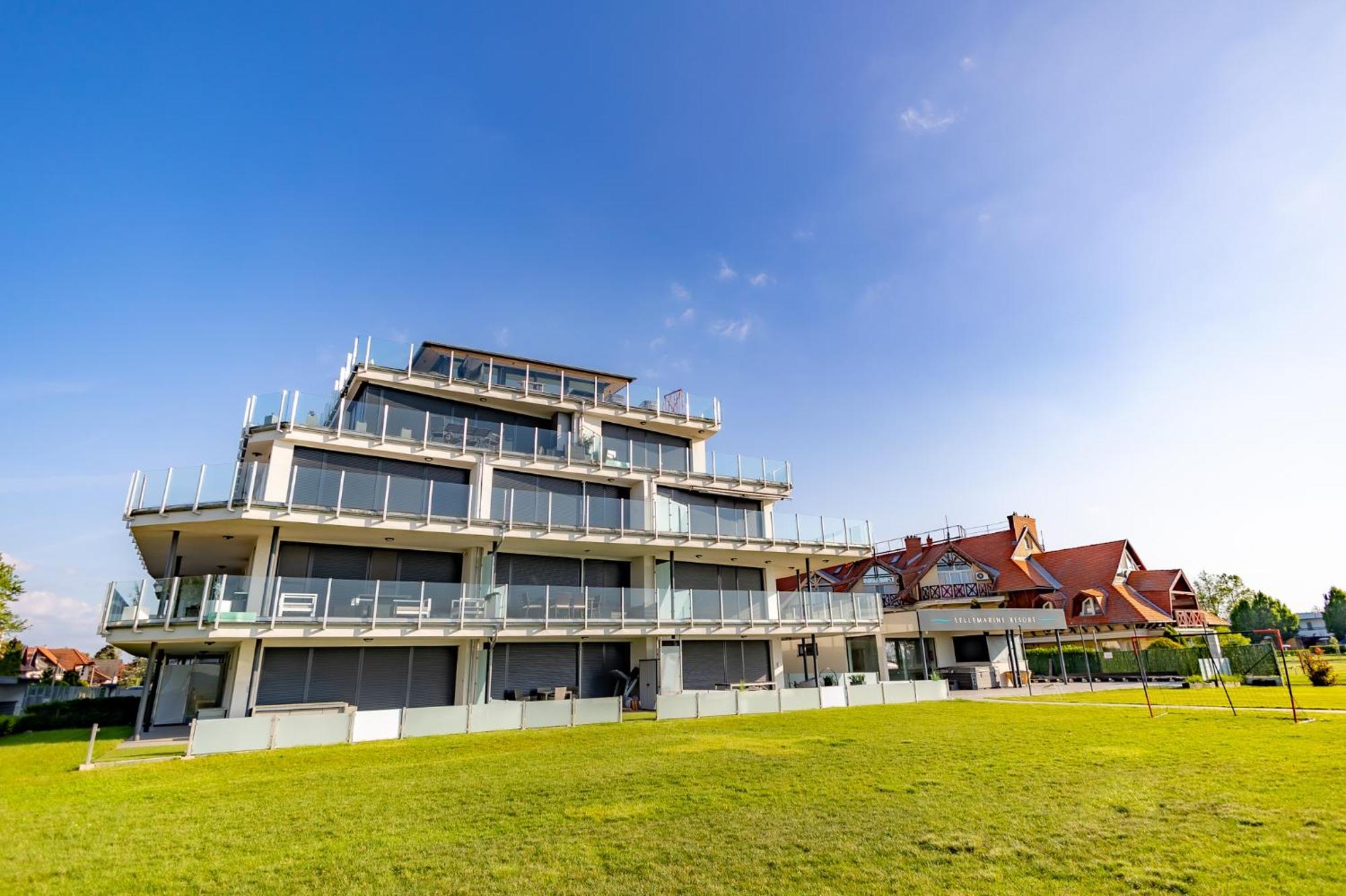 Lellemarine By Bltn Apartmanok Balatonlelle Exterior photo